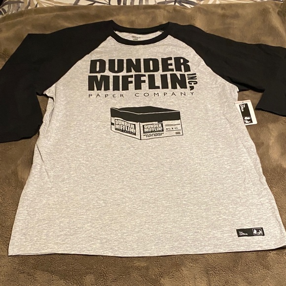 Other - Gray and Black Men's Shirt❤️